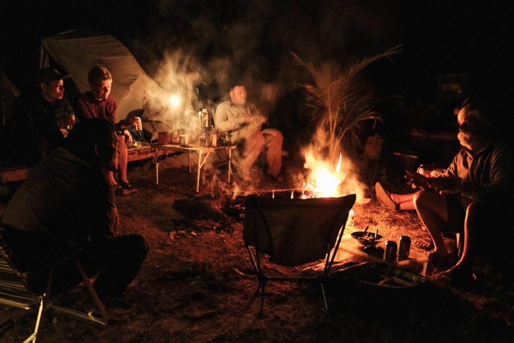 ปลาพลวง, การวิจัย, รอบกองไฟ